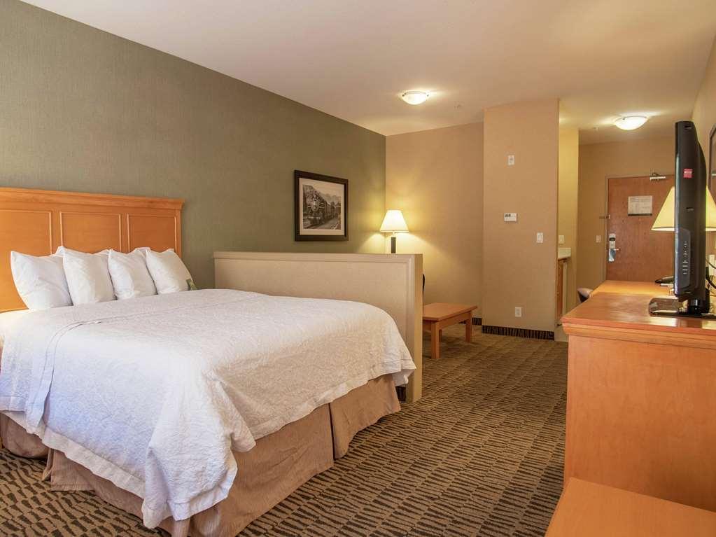 Hampton Inn By Hilton Κάμλουπς Δωμάτιο φωτογραφία